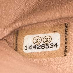 مملوكة مسبقًا حقيبة شانيل "جامبو كلاسيك" قلاب مزدوج جلد لامع مبطن بيج