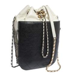Pre Owned Chanel White/Black Quilted Leather Gabrielle Bucket Bag
