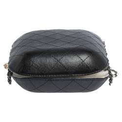 Pre Owned Chanel White/Black Quilted Leather Gabrielle Bucket Bag
