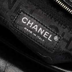 Pre Owned Chanel Black Quilted Leather Frame Bag