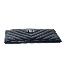 Pre Owned Chanel Black Chevron Leather Card Holder