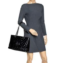 Pre Owned حقيبة يد شانيل "غراند شوبينغ" جلد لامع مبطن أسود