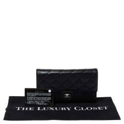 مملوكة مسبقًا محفظة شانيل "كلاسيك" قلاب جلد مبطن أسود