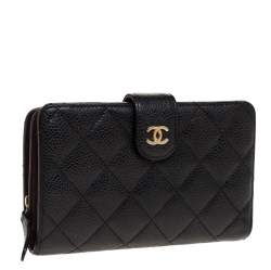 مملوكة مسبقًا Chanel Black Quilted Caviar Leather L-Zip Wallet