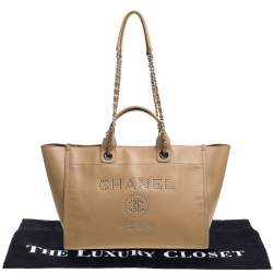 Pre Owned Chanel Beige Leather Large Studded Logo Deauville Tote 