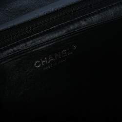 Pre Owned Chanel Black Quilted Caviar Leather Jumbo Classic Single Flap Bag