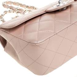 مملوكة مسبقًا Chanel Pearl Quilted Leather Extra Mini Classic Flap Bag