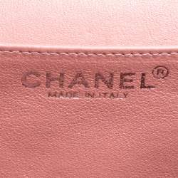 مملوكة مسبقًا Chanel Pearl Quilted Leather Extra Mini Classic Flap Bag