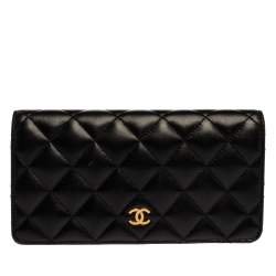 Pre Owned Chanel Black Quilted Leather L Yen Continental Wallet