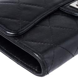 Pre Owned Chanel Black Quilted Leather Reissue Trifold Wallet