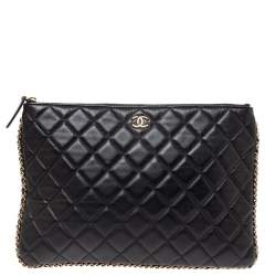 Pre Owned Chanel Black Quilted Leather O Case Chain Trim Clutch