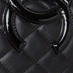 Pre Owned محفظة شانيل كامبون لايغن طية مزدوجة جلد سوداء