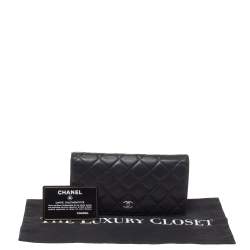 Pre Owned محفظة كونتيننتال شانيل أل ين جلد كافيار مبطنة سوداء
