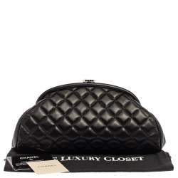 مملوكة مسبقًا Chanel Black Quilted Caviar Leather Timeless Clutch