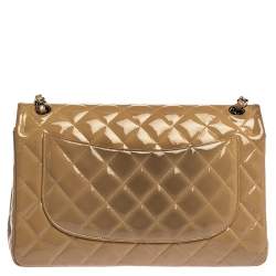 مملوكة مسبقًا حقيبة شانيل "جامبو كلاسيك" قلاب مزدوج جلد لامع مبطن بيج