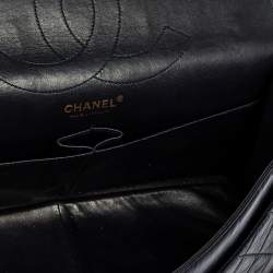 Pre Owned حقيبة شانيل "جامبو ريشيو 2.55 كلاسيك 227" قلاب جلد مبطن أزرق كحلي