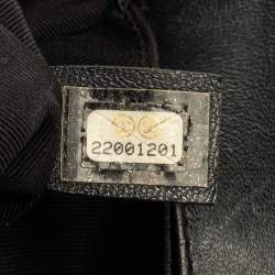 مملوكة مسبقًا Chanel Black Quilted Leather Medium Boy Flap Bag