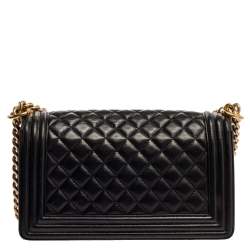 مملوكة مسبقًا Chanel Black Quilted Leather Medium Boy Flap Bag