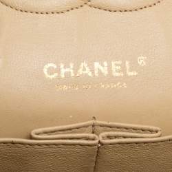 مملوكة مسبقًا Chanel Off White/Gold Quilted Tweed Medium Classic Double Flap Bag