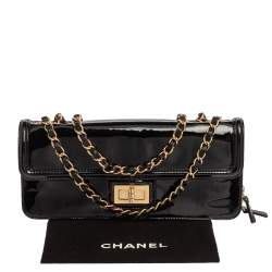 Pre Owned Chanel Black Patent Leather Reissue Shoulder Bag