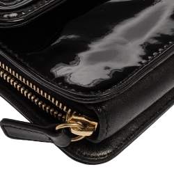 Pre Owned Chanel Black Patent Leather Reissue Shoulder Bag