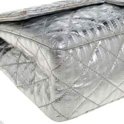 Pre Owned Chanel Silver Striped Quilted Leather Reissue 2.55 Classic 227 Flap Bag