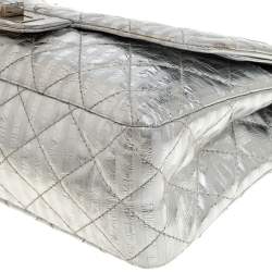 Pre Owned Chanel Silver Striped Quilted Leather Reissue 2.55 Classic 227 Flap Bag