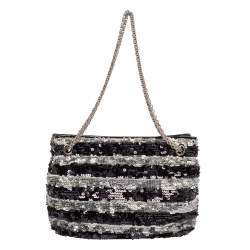 Pre Owned حقيبة يد شانيل "ريشيو" صغيرة جلد لامع و ترت ر مخطط رصاصي و أسود