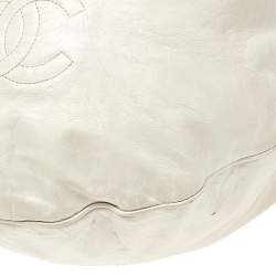 Pre Owned Chanel White Leather Rock and Chain Hobo