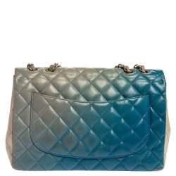 مملوكة مسبقًا حقيبة شانيل "جامبو كلاسيك" قلاب واحد جلد مبطن أومبري بيج و أزرق