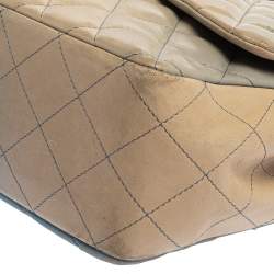 مملوكة مسبقًا حقيبة شانيل "جامبو كلاسيك" قلاب واحد جلد مبطن أومبري بيج و أزرق