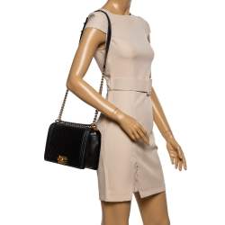 مملوكة مسبقًا Chanel Black Quilted Leather New Medium Boy Flap Bag