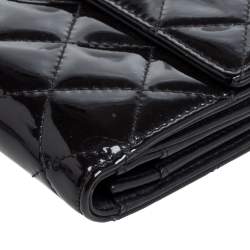 مملوكة مسبقًا محفظة شانيل بريليانت سي سي جلد لامعة مبطنة سوداء