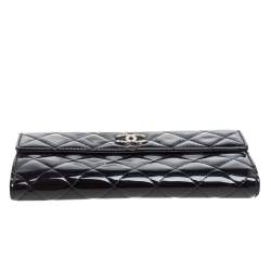 مملوكة مسبقًا محفظة شانيل بريليانت سي سي جلد لامعة مبطنة سوداء