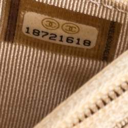 مملوكة مسبقًا Chanel Beige Quilted Leather Wallet On Chain