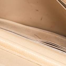 مملوكة مسبقًا Chanel Beige Quilted Leather Wallet On Chain