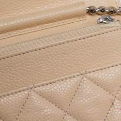 مملوكة مسبقًا Chanel Beige Quilted Leather Wallet On Chain