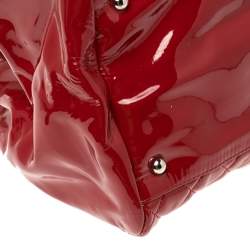 Pre Owned حقيبة شانيل "جست مادموازيل بولر" كبيرة جلد لامع مبطن أحمر