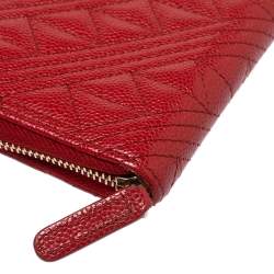 مملوكة مسبقًا Chanel Red Caviar Leather CC Zip-Around Wallet