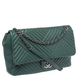 Pre Owned Chanel Green Crossing Quilted Leather CC Flap Shoulder Bag