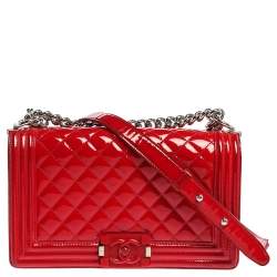 مملوكة مسبقًا Chanel Red Quilted Patent Leather Medium Boy Flap Bag