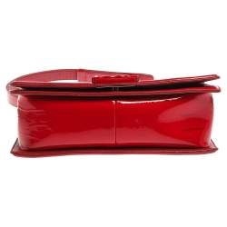 مملوكة مسبقًا Chanel Red Quilted Patent Leather Medium Boy Flap Bag