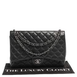 مملوكة مسبقًا Chanel Black Quilted Caviar Leather Maxi Classic Double Flap Bag