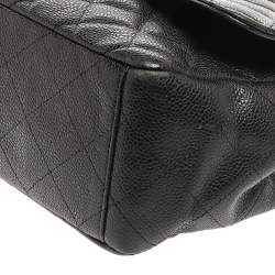 مملوكة مسبقًا Chanel Black Quilted Caviar Leather Maxi Classic Double Flap Bag