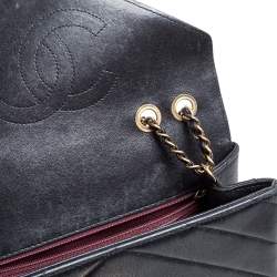 Pre Owned Chanel Black Chevron Leather Coco Envelope Flap Shoulder Bag