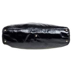 Pre Owned Chanel Black Crinkled Soft Patent Leather CC Chain Hobo 