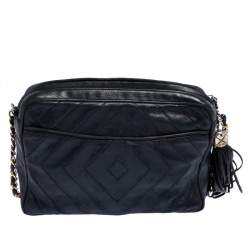مملوكة مسبقًا Chanel Navy Blue Diamond Quilted Leather Vintage CC Camera Tassel Bag