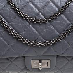 مملوكة مسبقًا Chanel Grey Quilted Aged Leather Reissue 2.55 Classic 227 Flap Bag