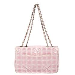 مملوكة مسبقًا Chanel Pink Fabric Medium CC Logo Travel Line Flap Bag
