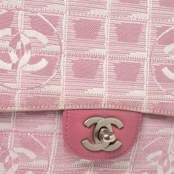 مملوكة مسبقًا Chanel Pink Fabric Medium CC Logo Travel Line Flap Bag